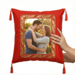 Fotoğraf Baskılı Kişiye Özel Kırmızı Kare Yastık - Görsel 2