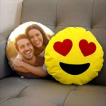 Fotoğraf Baskılı Kişiye Özel Yuvarlak Emojili Yastık (kalpli gözler) - Görsel 3