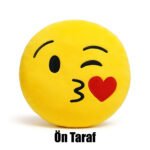 Fotoğraf Baskılı Kişiye Özel Yuvarlak Emojili Yastık (Kalpli Öpücük) - Görsel 3